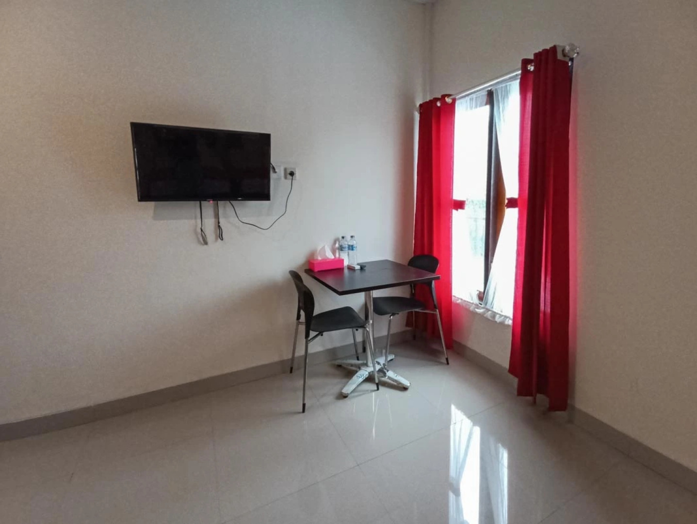 RedDoorz Syariah near Sentani City Square