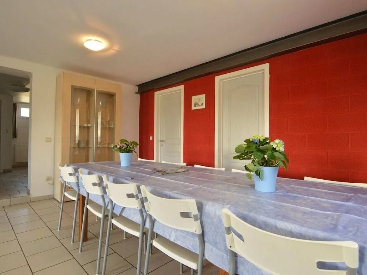 Group House With 3 Apartment for Family