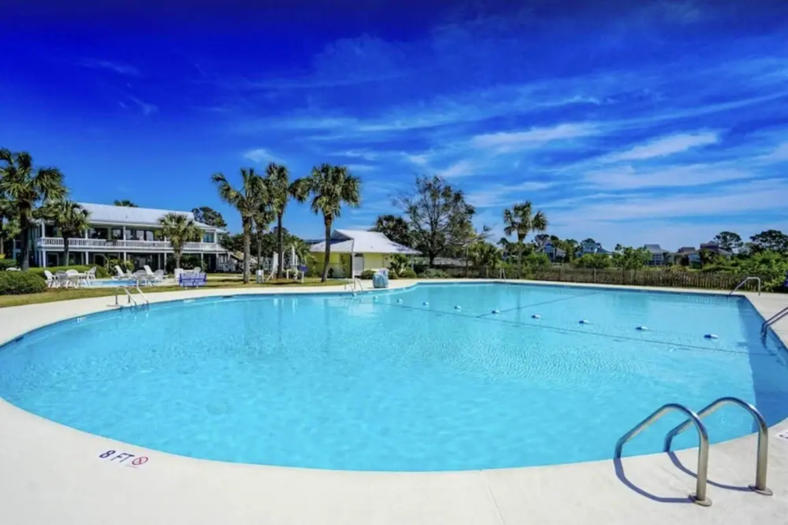 St Helena Island Retreat w/ Deck: Walk to Beach