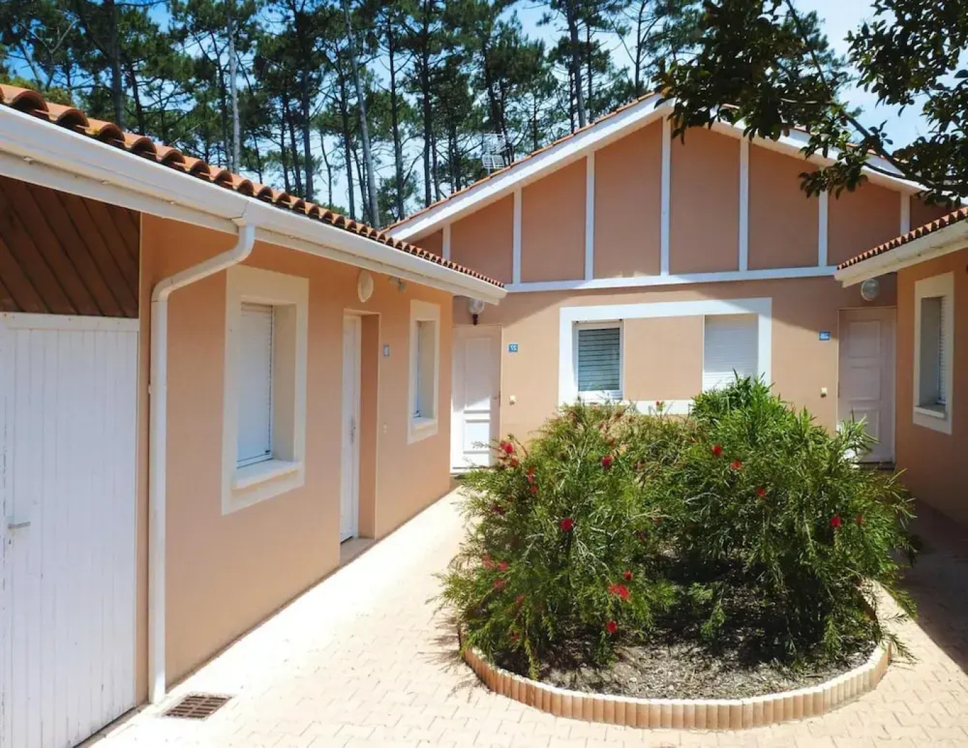 Terraced Holiday Home in Moliets