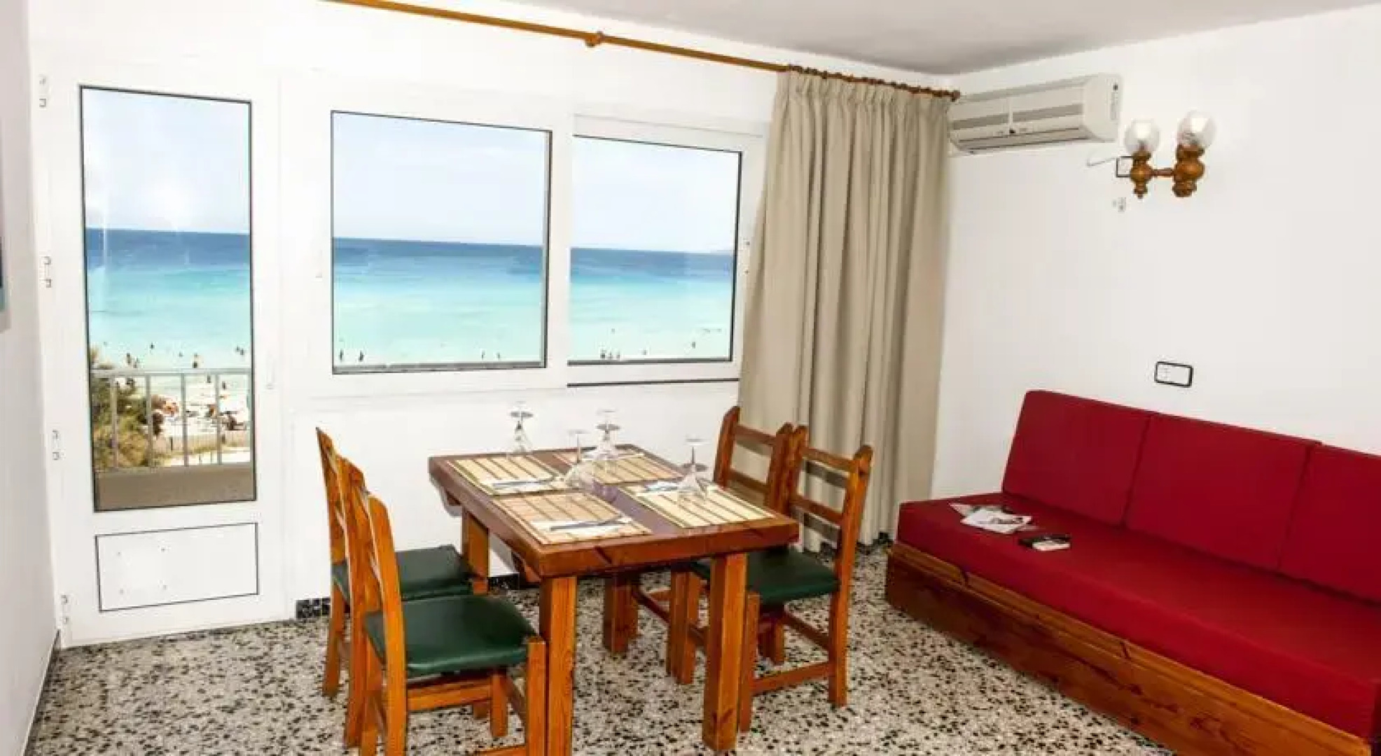 Apartamentos Es Arenals