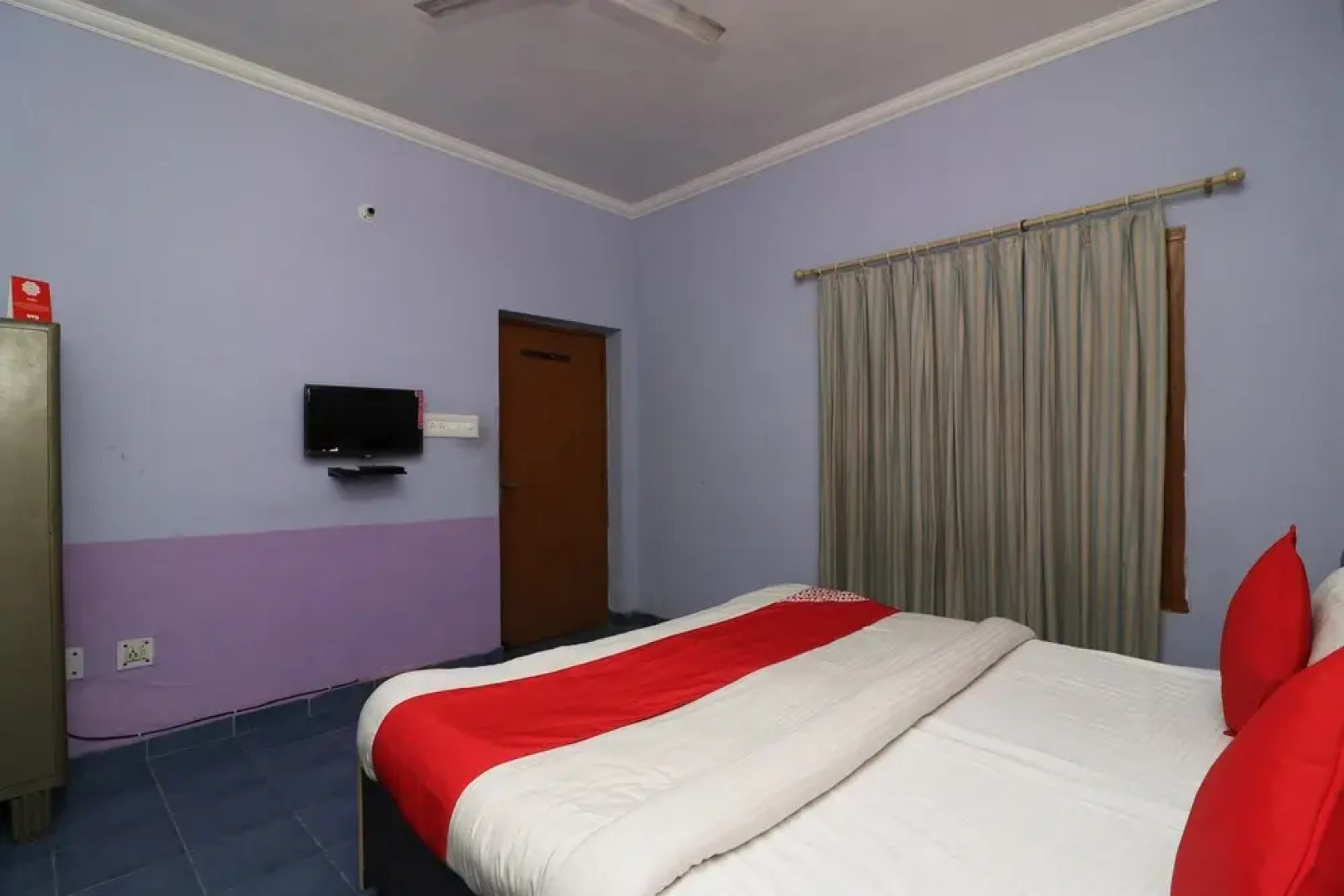 OYO 16270 Hotel Sweet Home