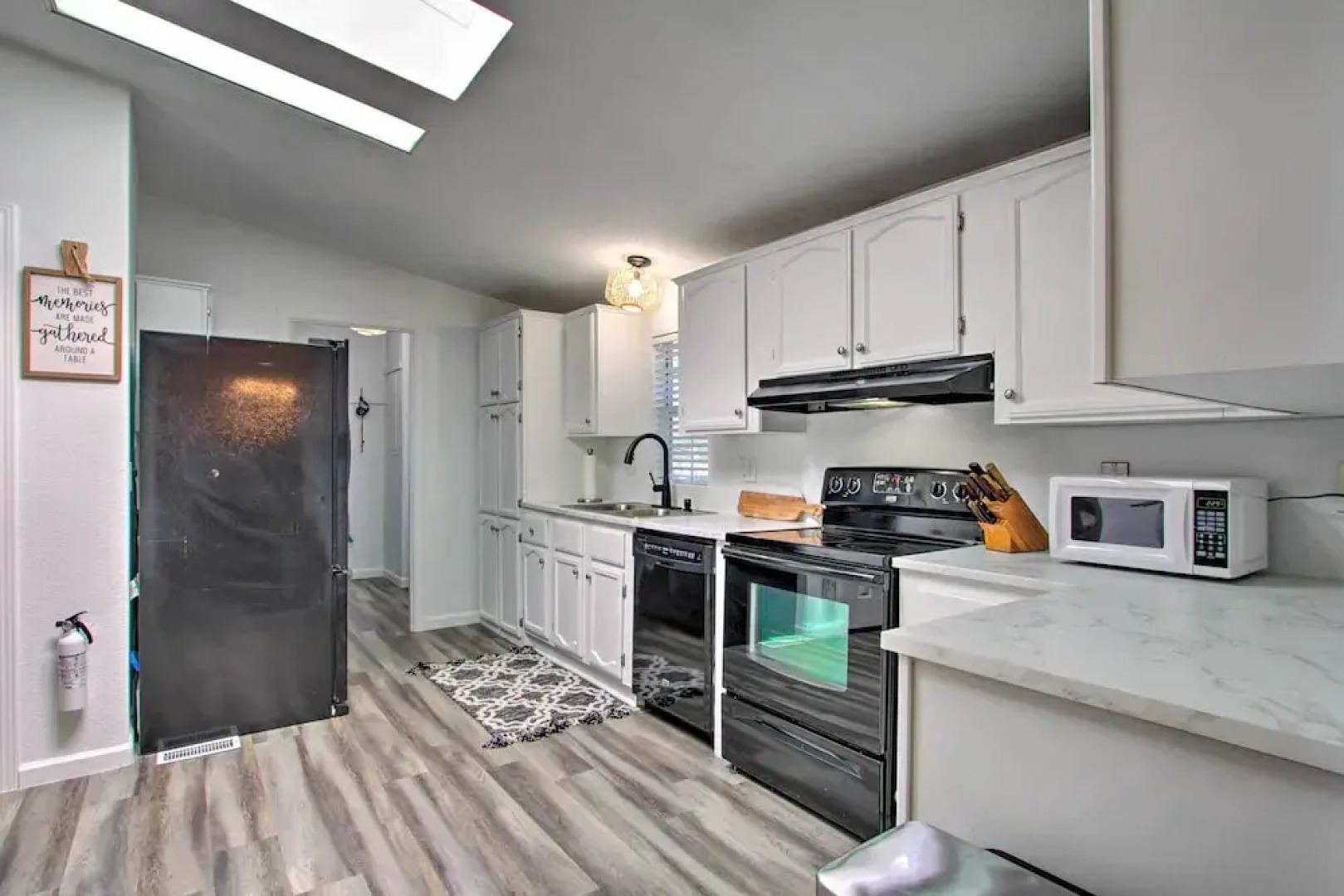 Phoenix Family Home Near Cave Creek & Hiking!