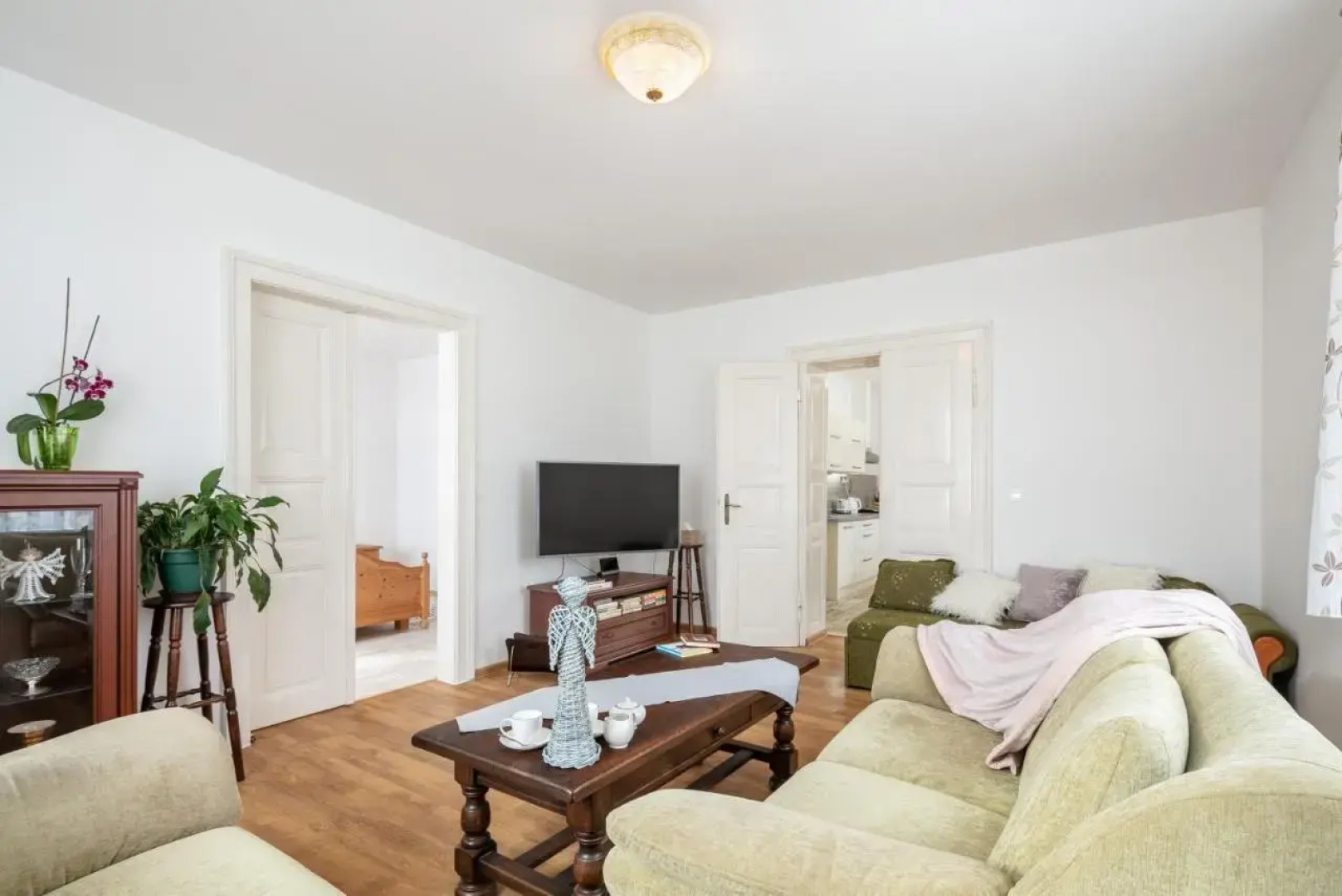 GALA ubytování v secesní vile Máchův kraj