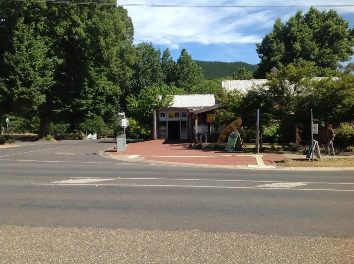 Coach House Inn