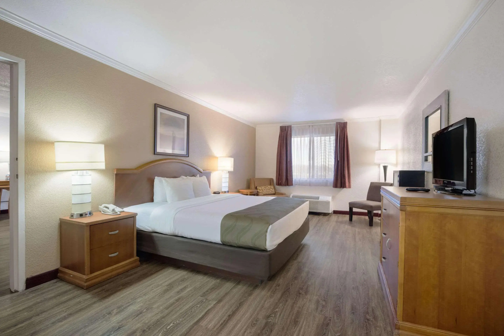 Quality Inn & Suites Lake Havasu City