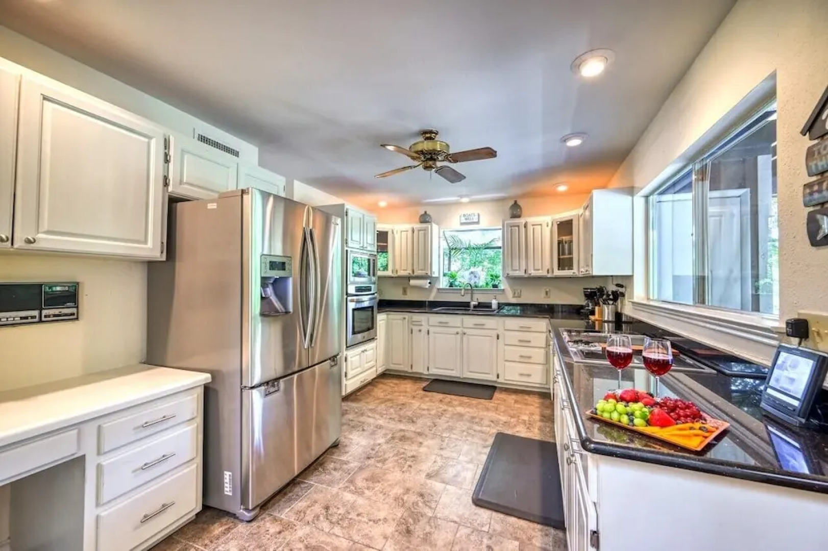 Luxury Riverfront Oasis W/boat Dock-grill-firepit!