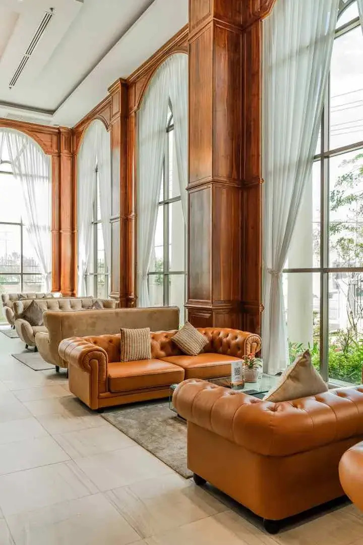 Sea Breeze Hotel & Villa