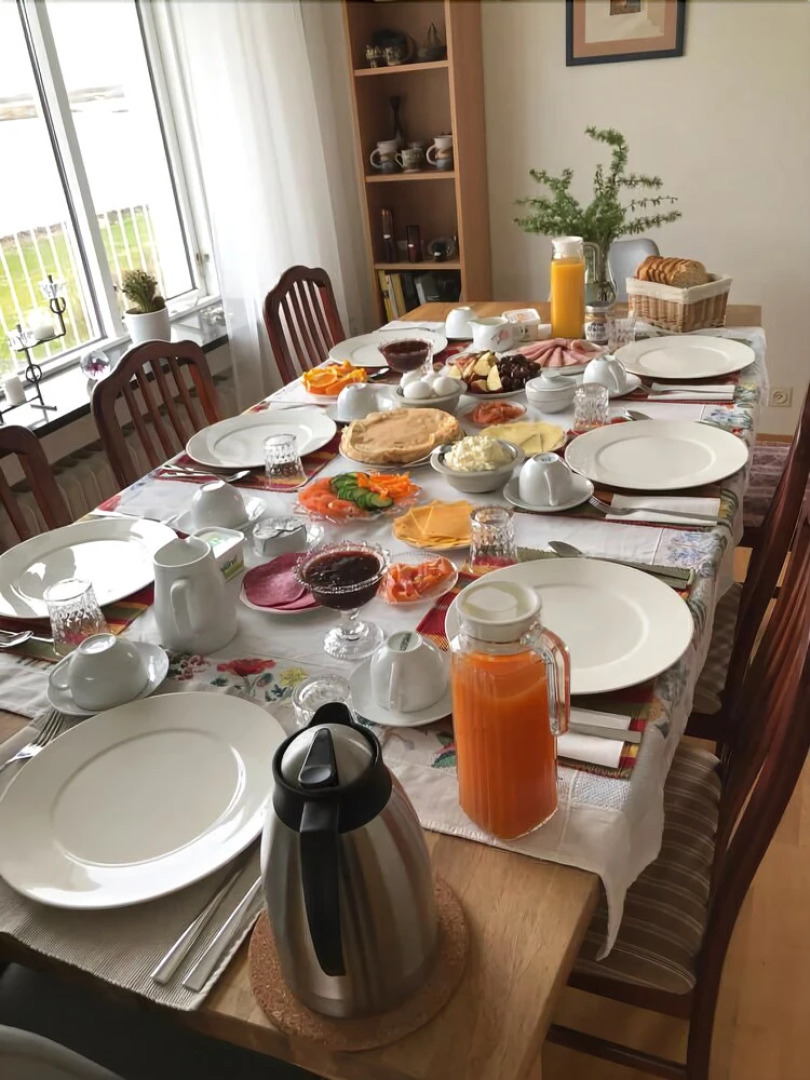 Helgugata Guesthouse