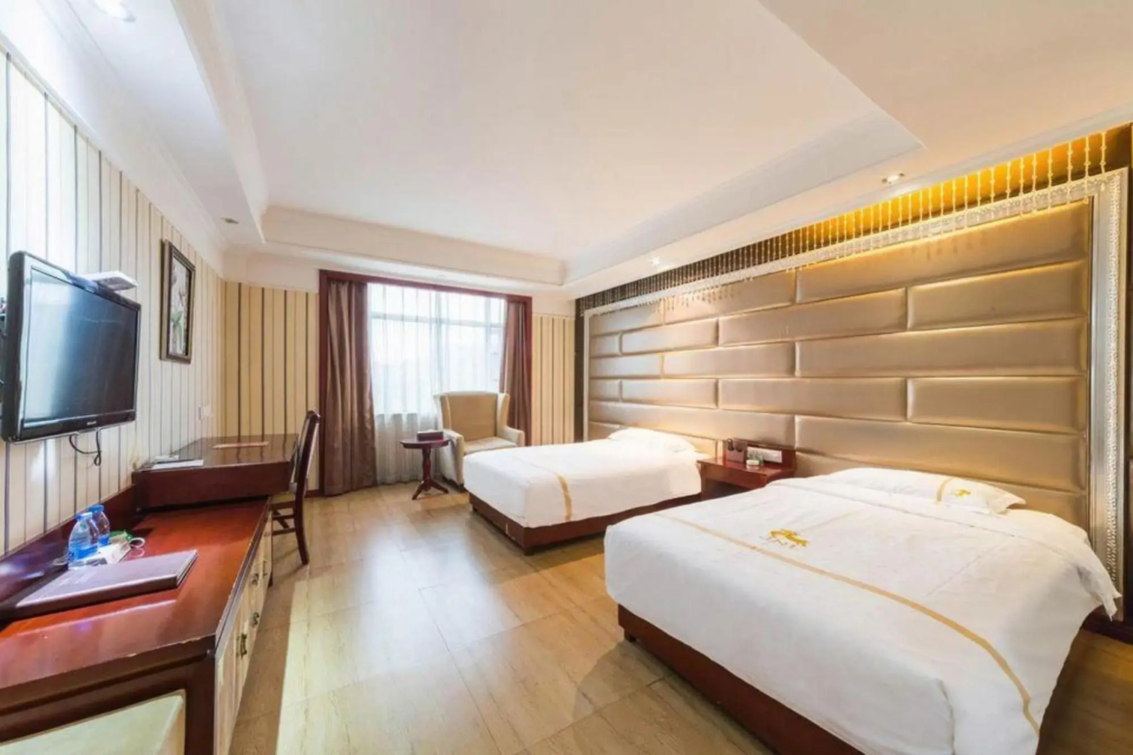 De'an International Hotel