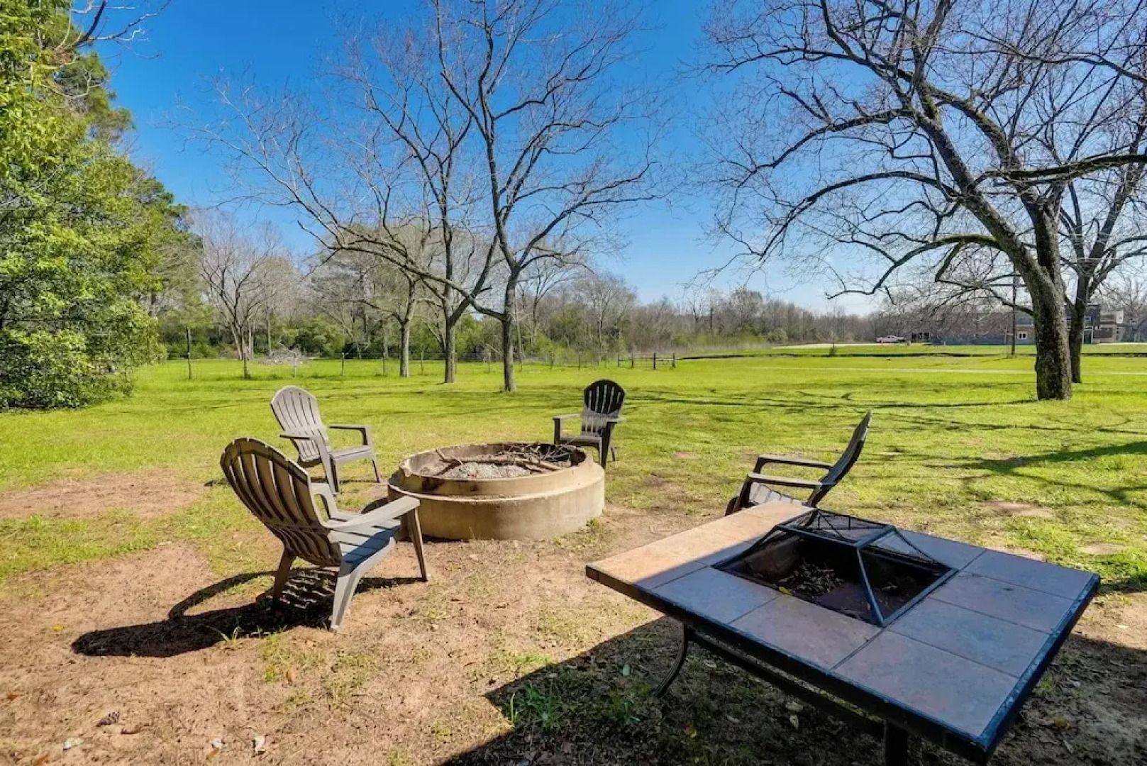 Rusk Retreat w/ Fire Pit, Grill & Countryside View