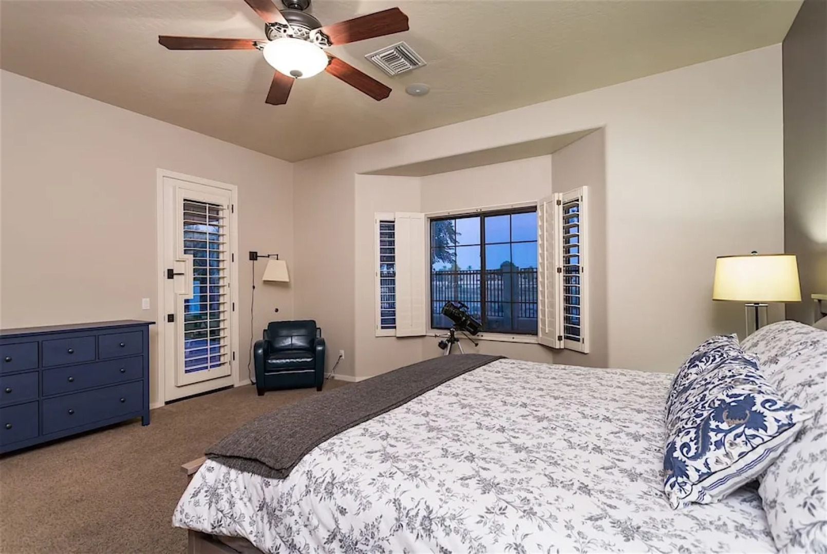 Palm Valley 4 BR by Casago