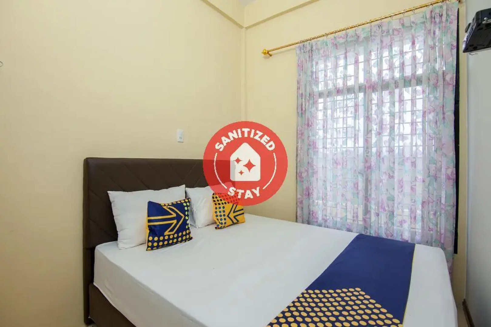 SPOT ON 2076 Hotel Stadion