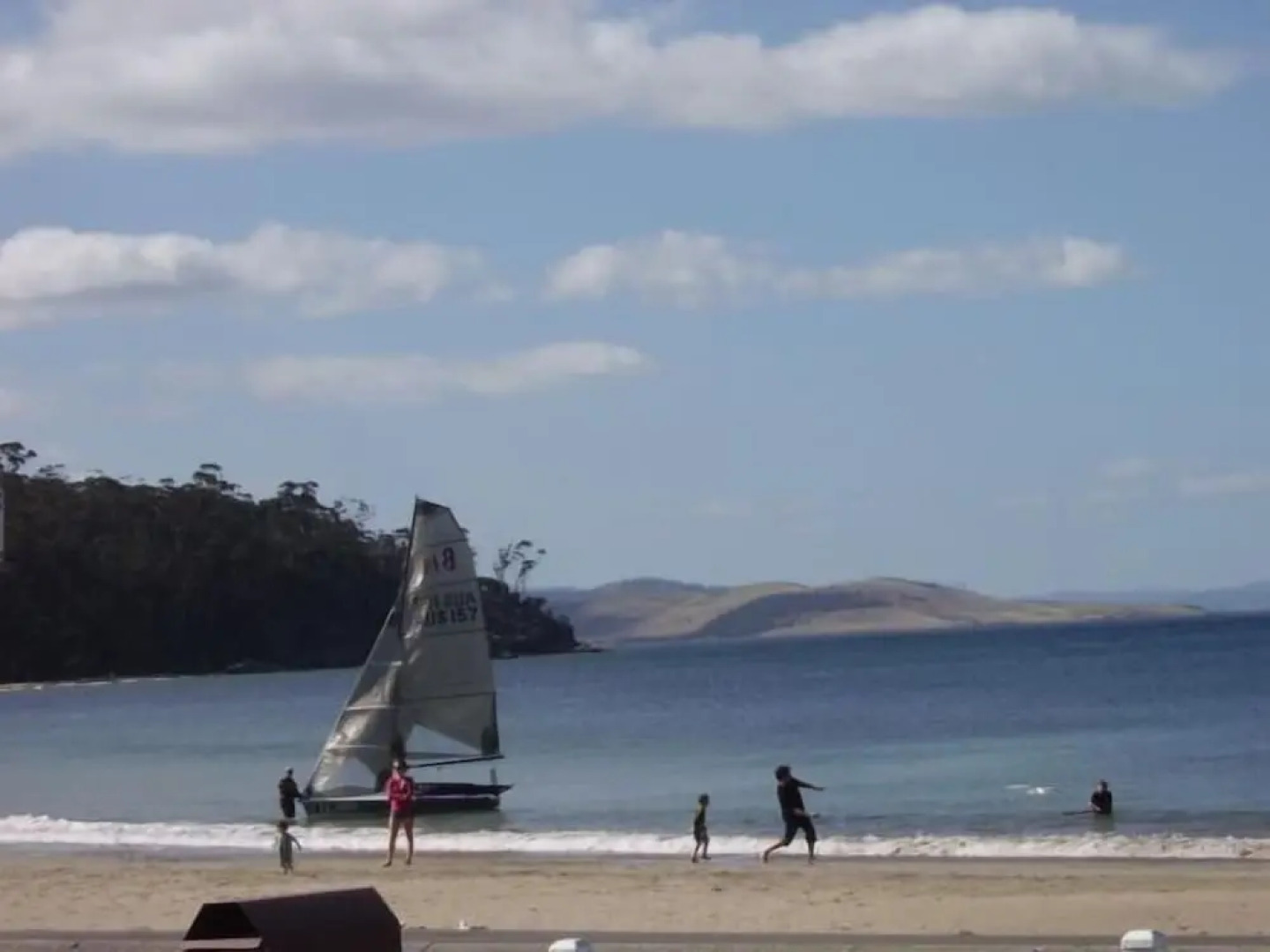 The Esplanade Kingston Beach - Beachfront