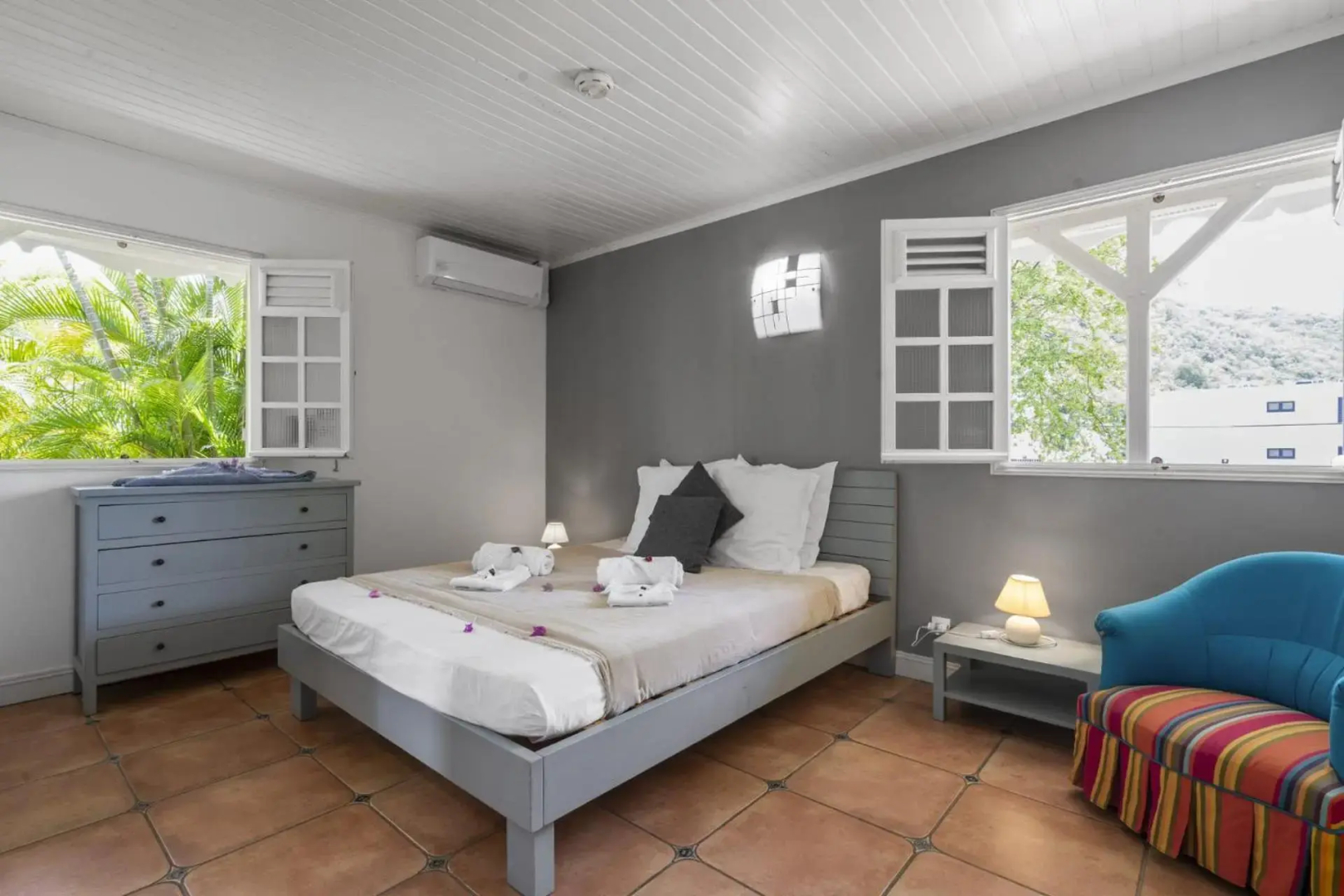 Villa Neivy - 5 ch, grande piscine, à 3 min de la plage