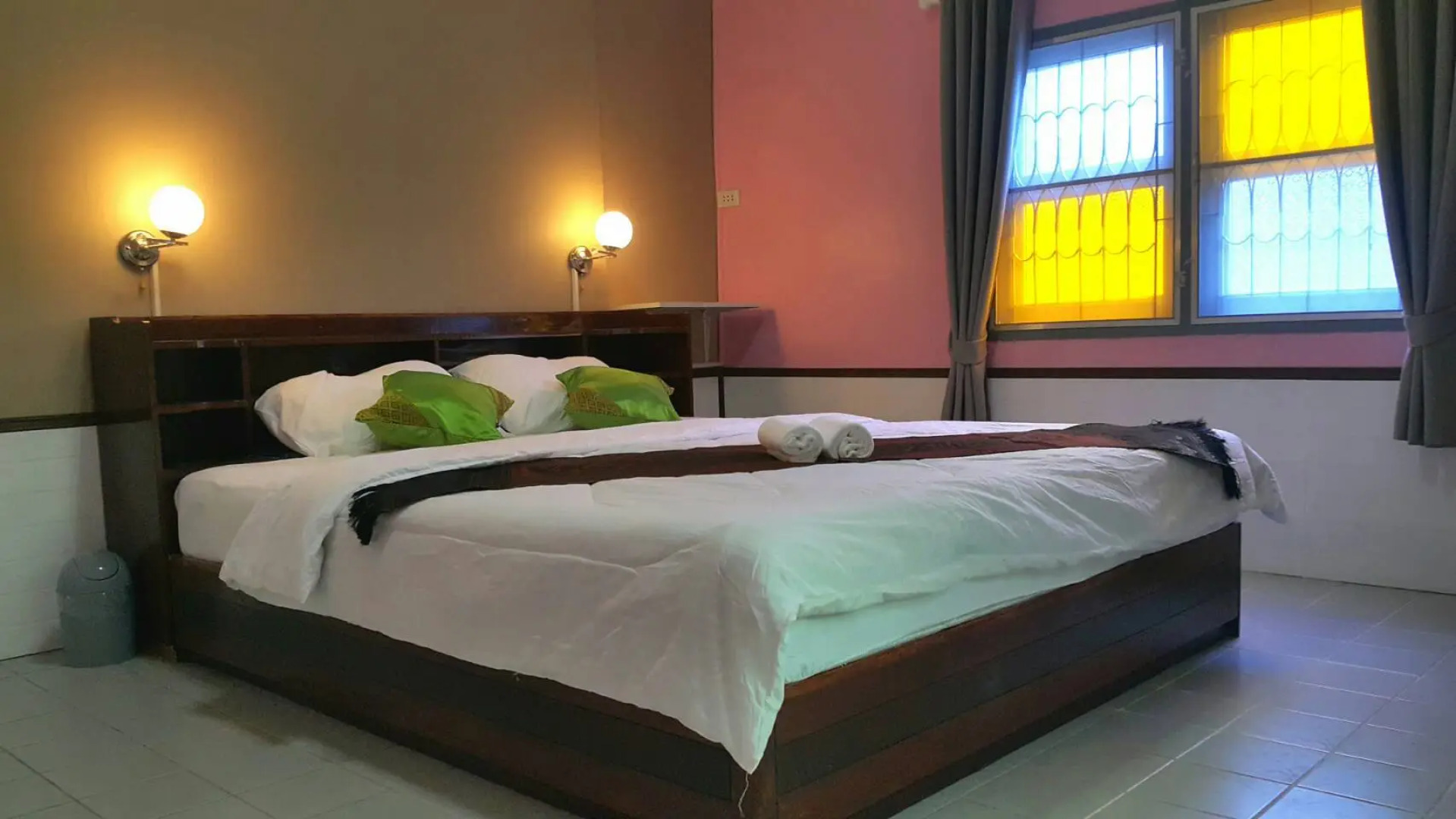 Rurtark Rukturr@8Riew