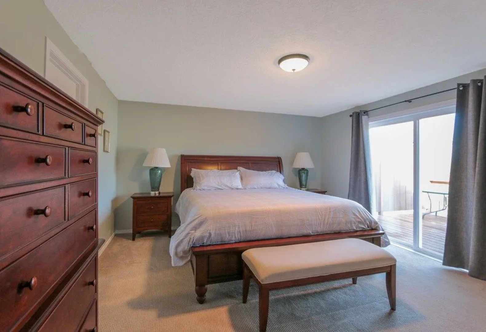 Quail On Sunset 4 Bedroom Home by RedAwning