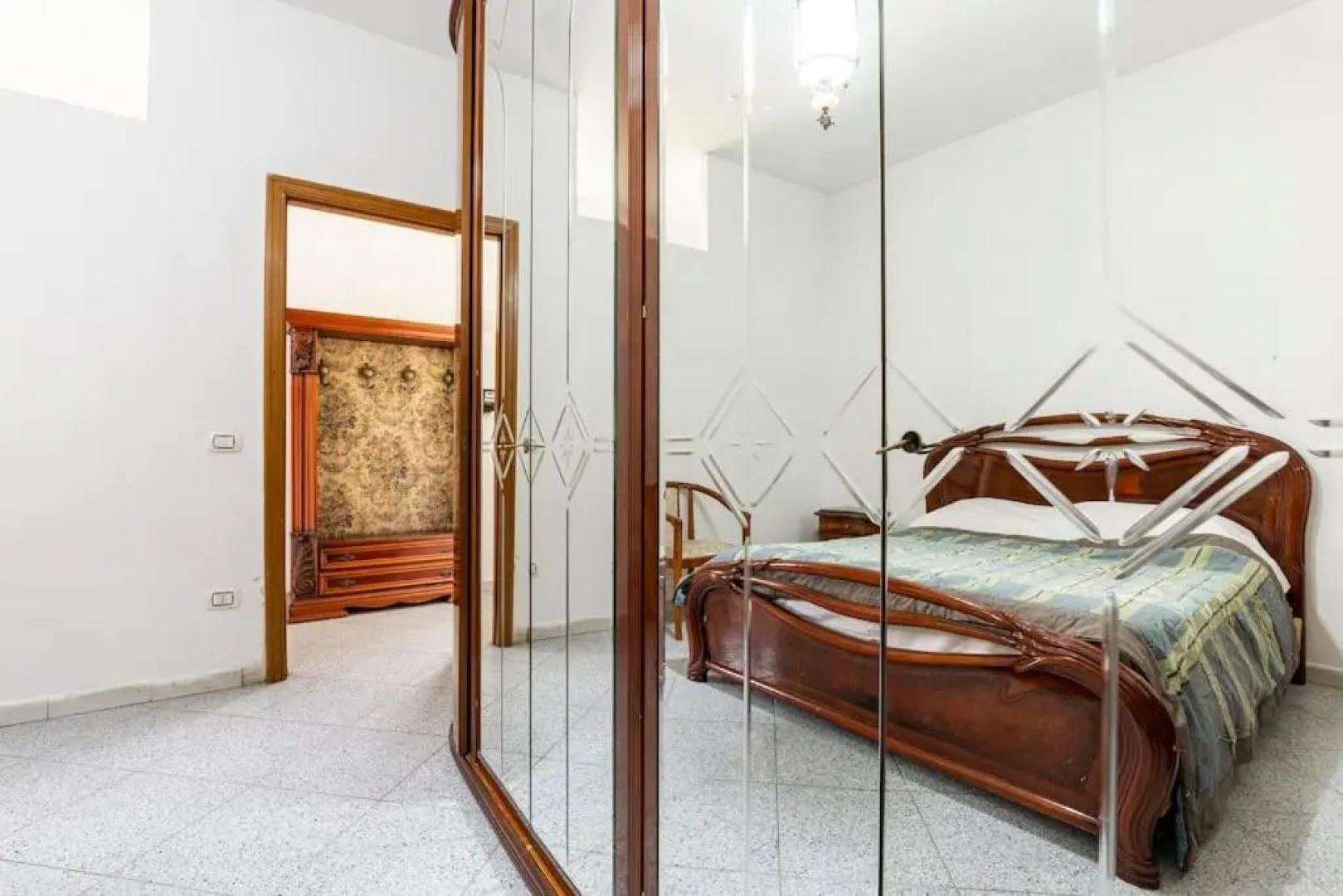 Napoli appartamento in Villa 1 bedroom piscina Wi-fi