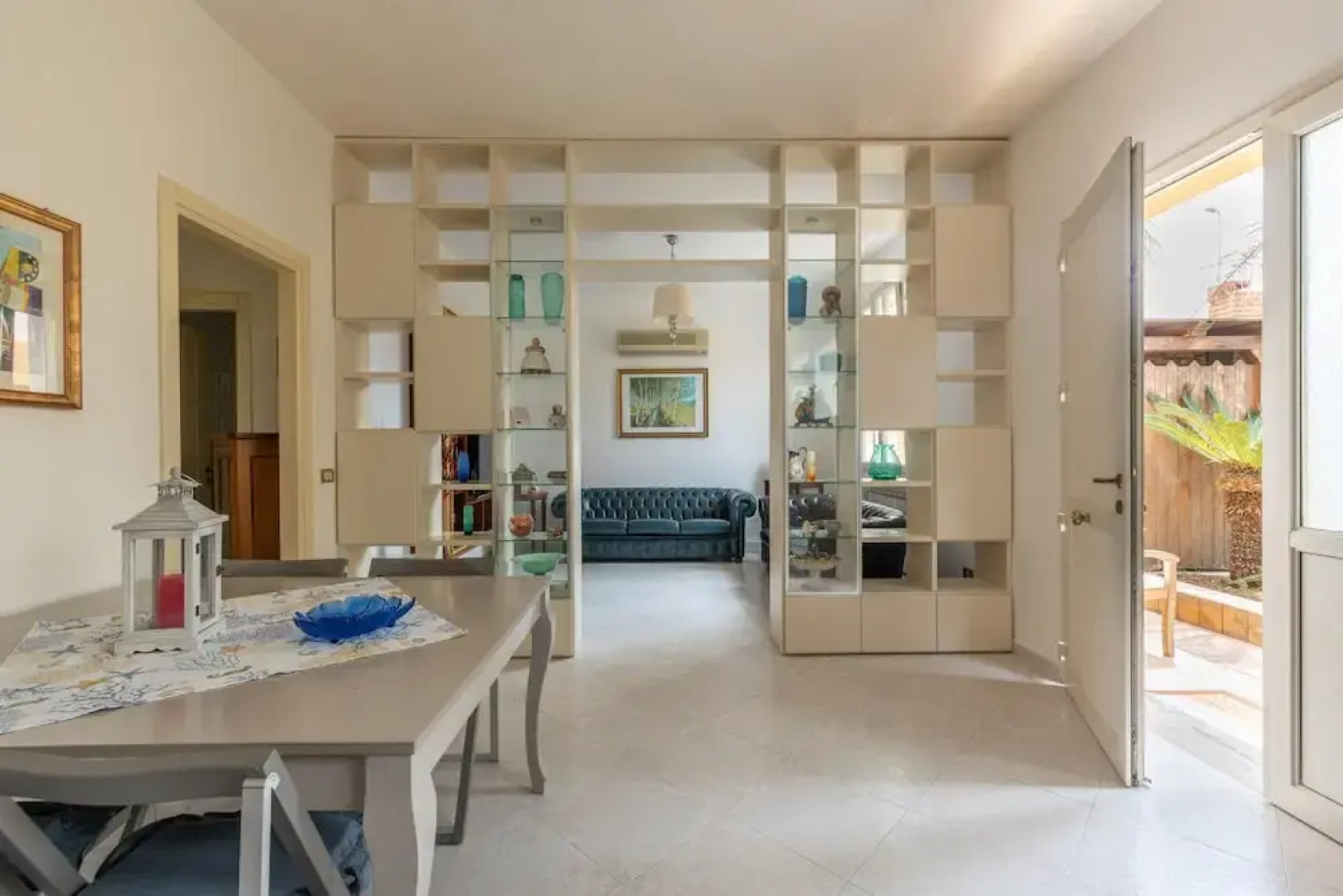 Villetta Ficarazzi by Wonderful Italy