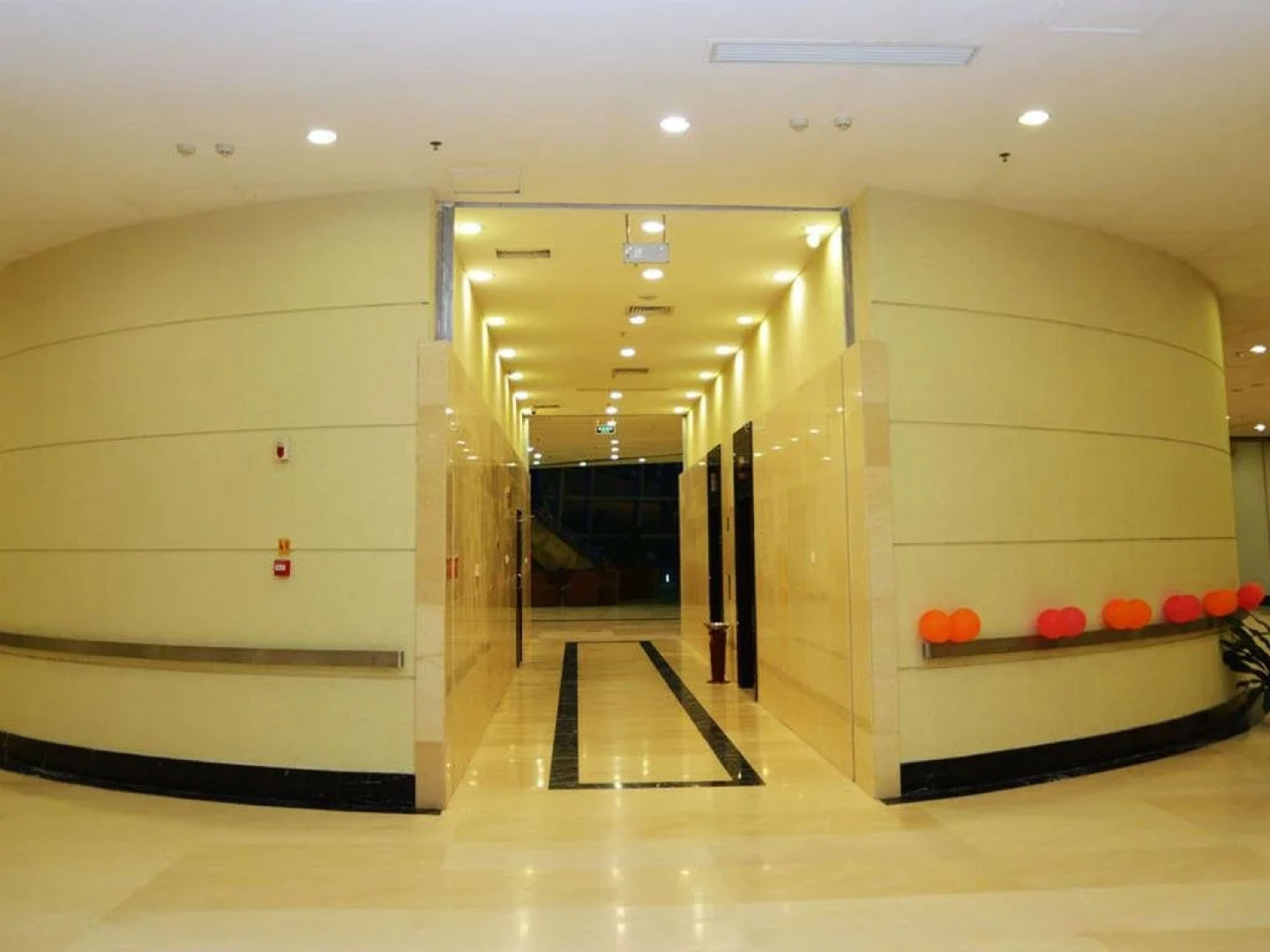 Beihai Silver Beach 1 International Conference Centre Hotel