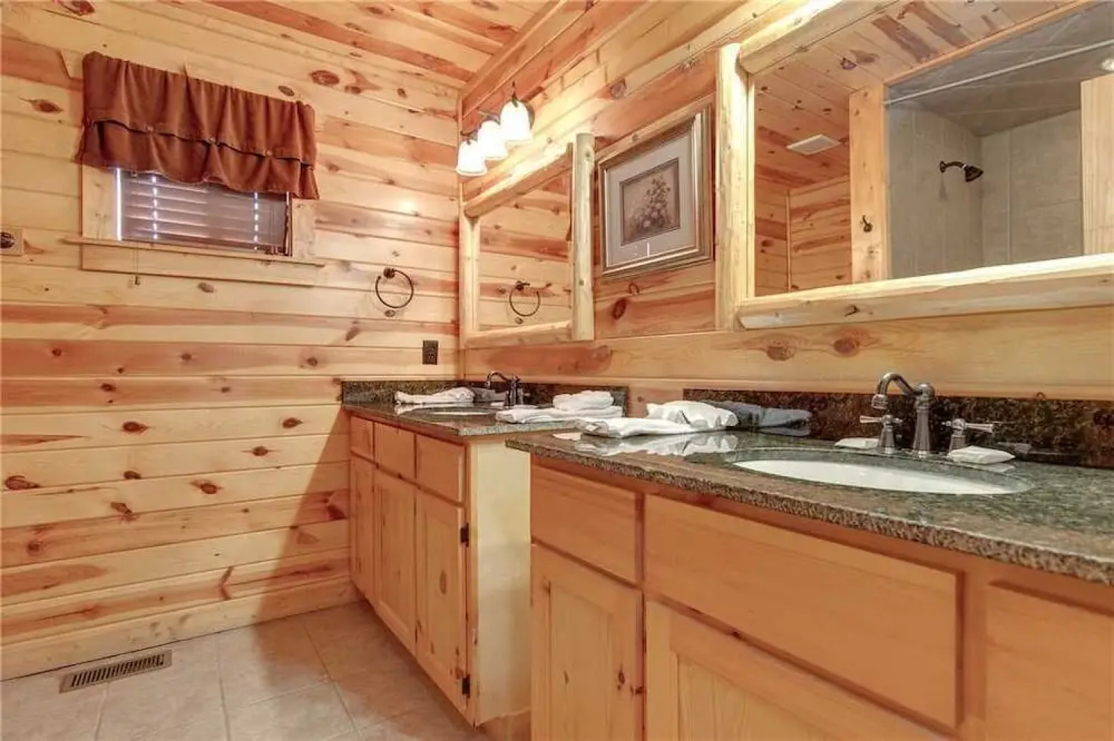 Marlenes Hideaway 3 - Three Bedroom Cabin