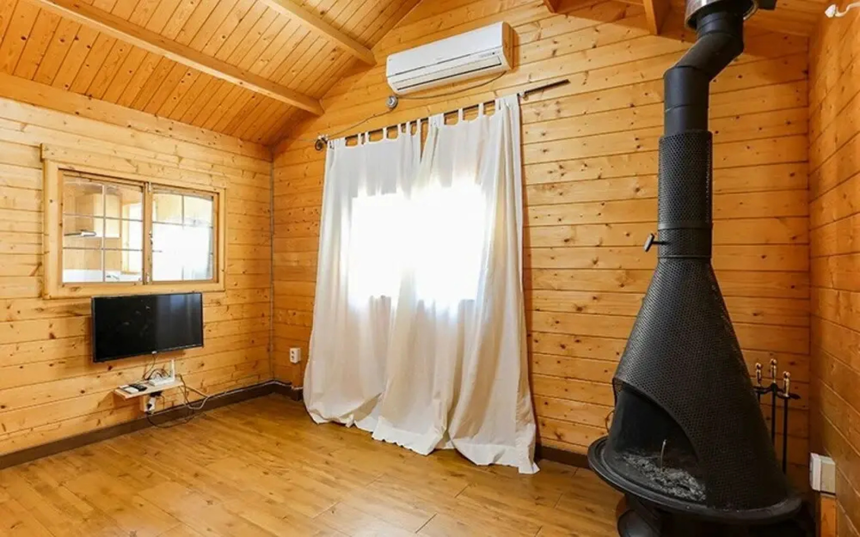 Gurye Deulangil Pension