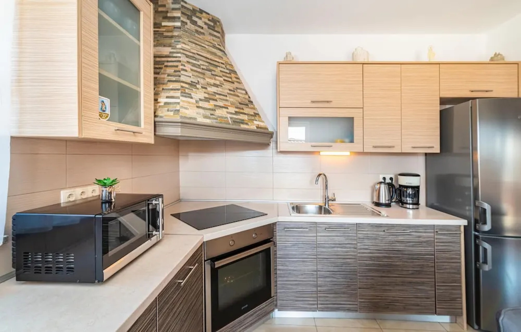 Beautiful Apartment in Posedarje With Wifi and 4 Bedrooms