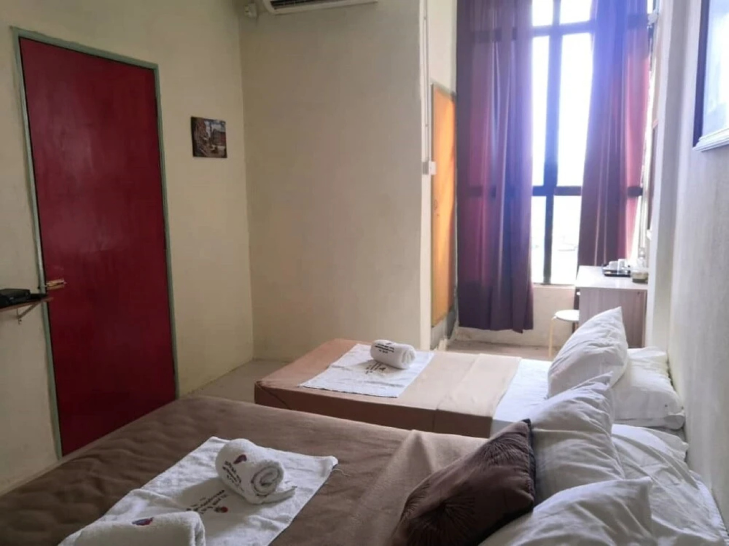 OYO 90131 Zayyan Hotel