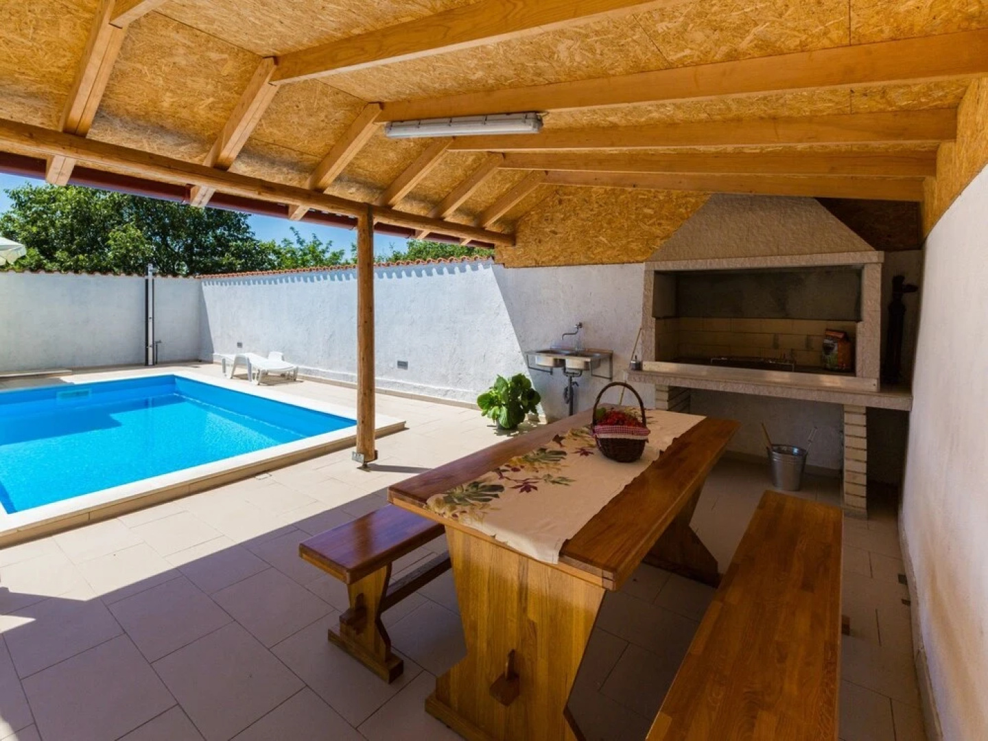 House KAPITULAC
