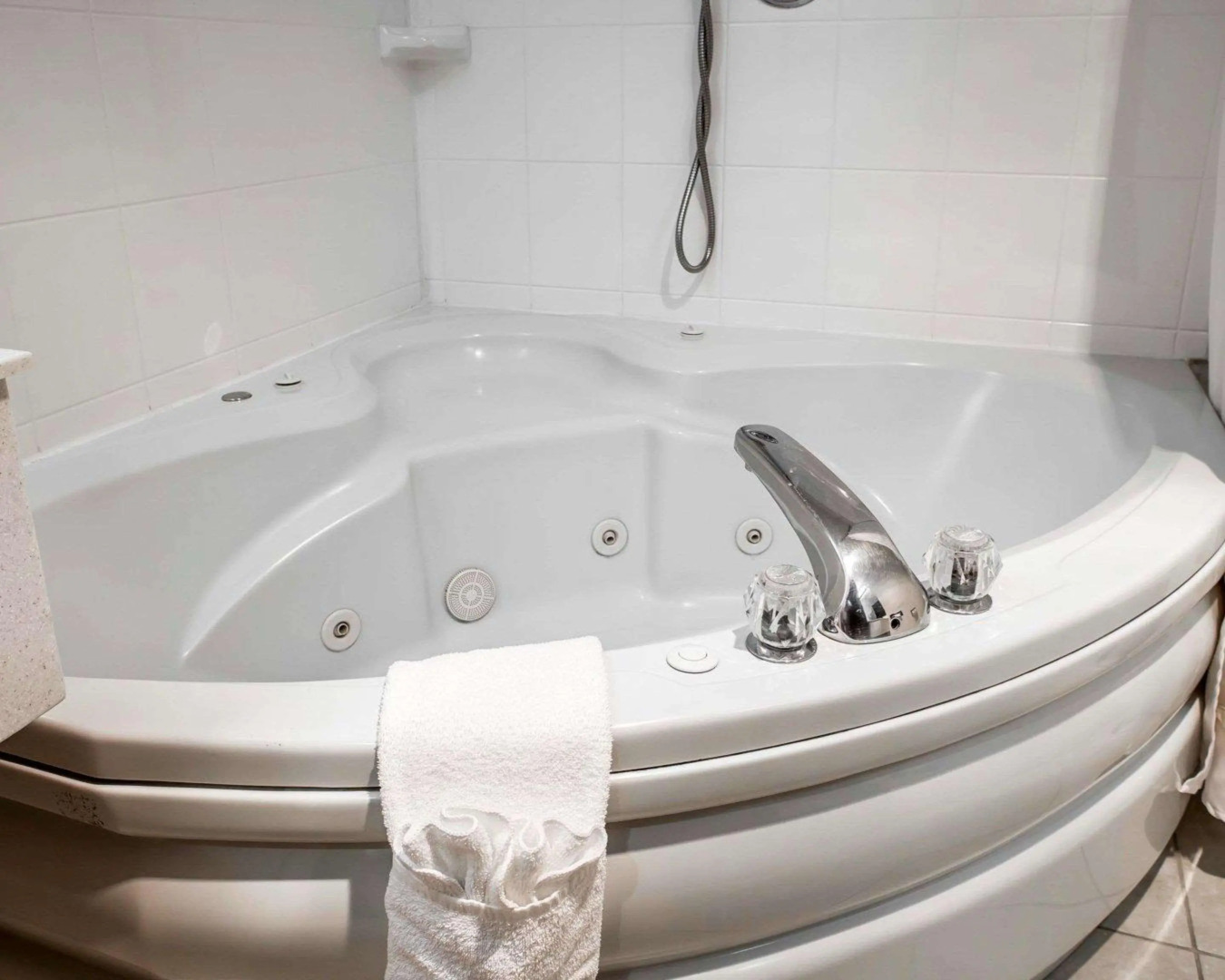 Quality Inn Grand Suites Bellingham