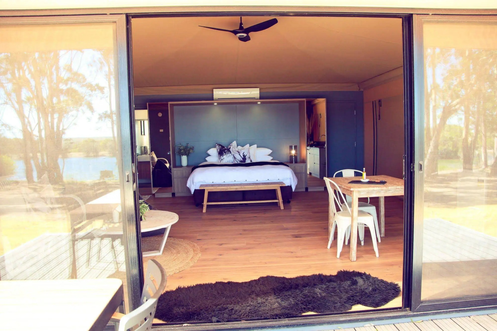 Olio Bello Lakeside Glamping