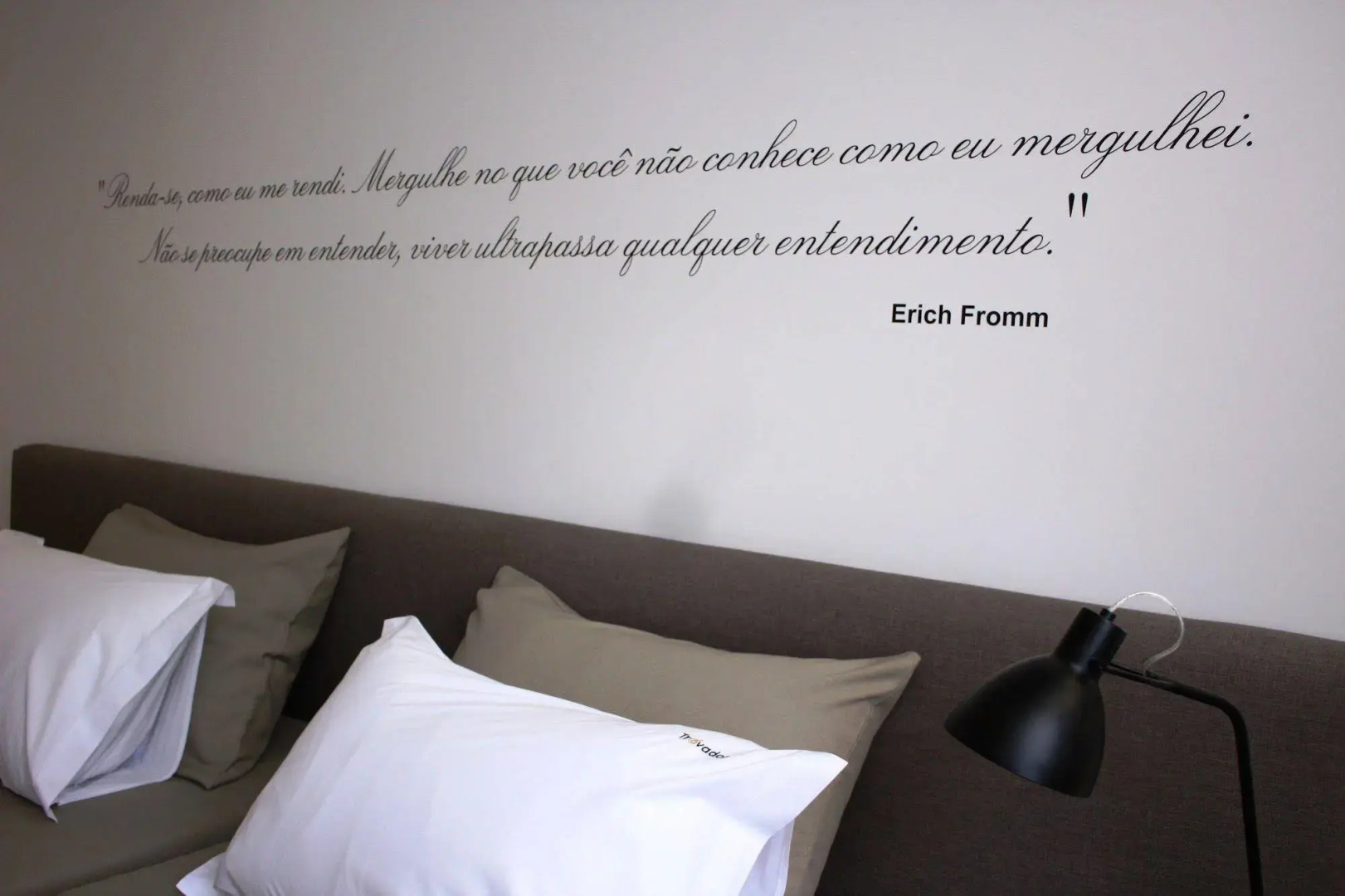 Trovador City Guest House