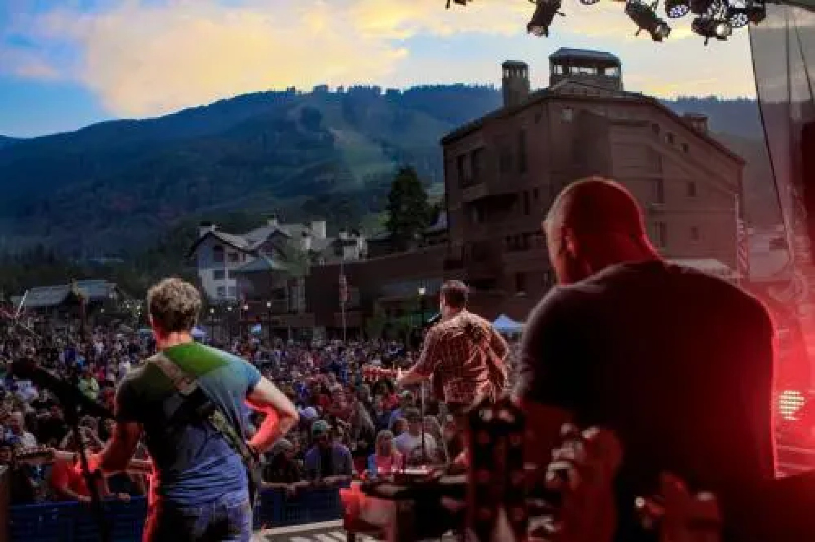 Pinecone Lodge by Exclusive Vail Rentals