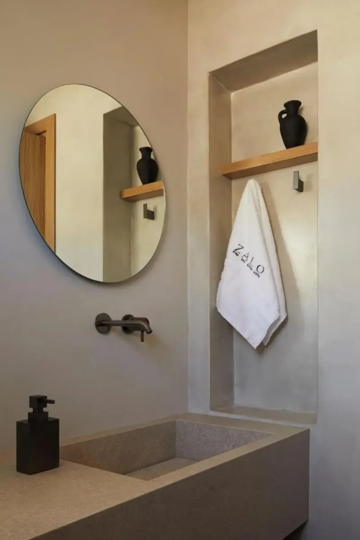 ADĀMA–A Signature Collection by Zálo-Adults Only