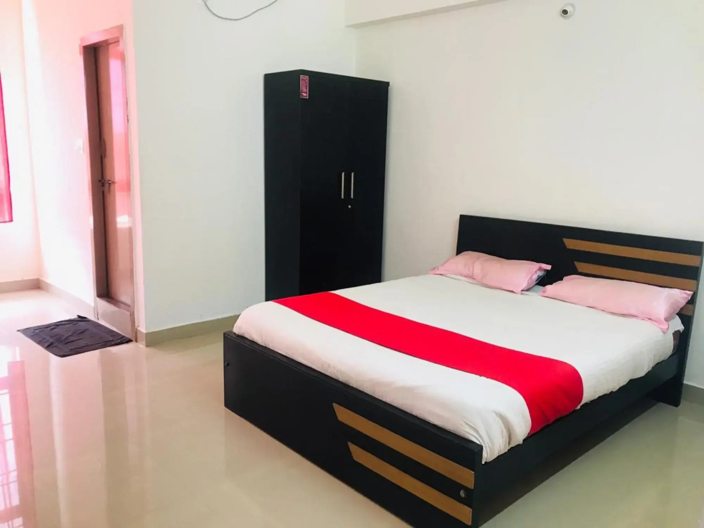 Green Valley Residency by OYO Rooms