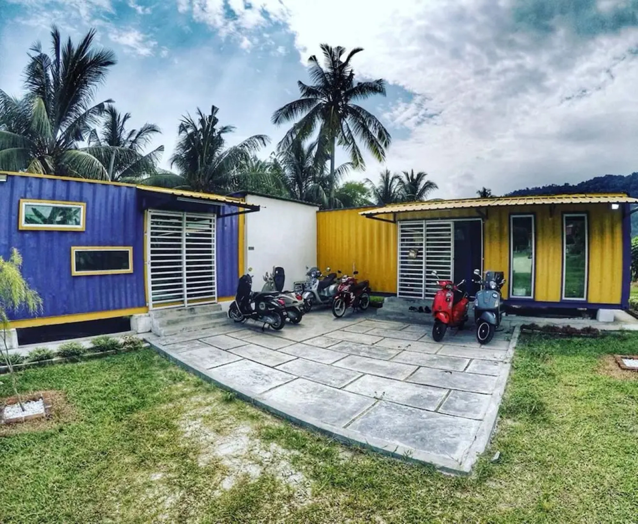 Lumut Cube Homestay Kontena