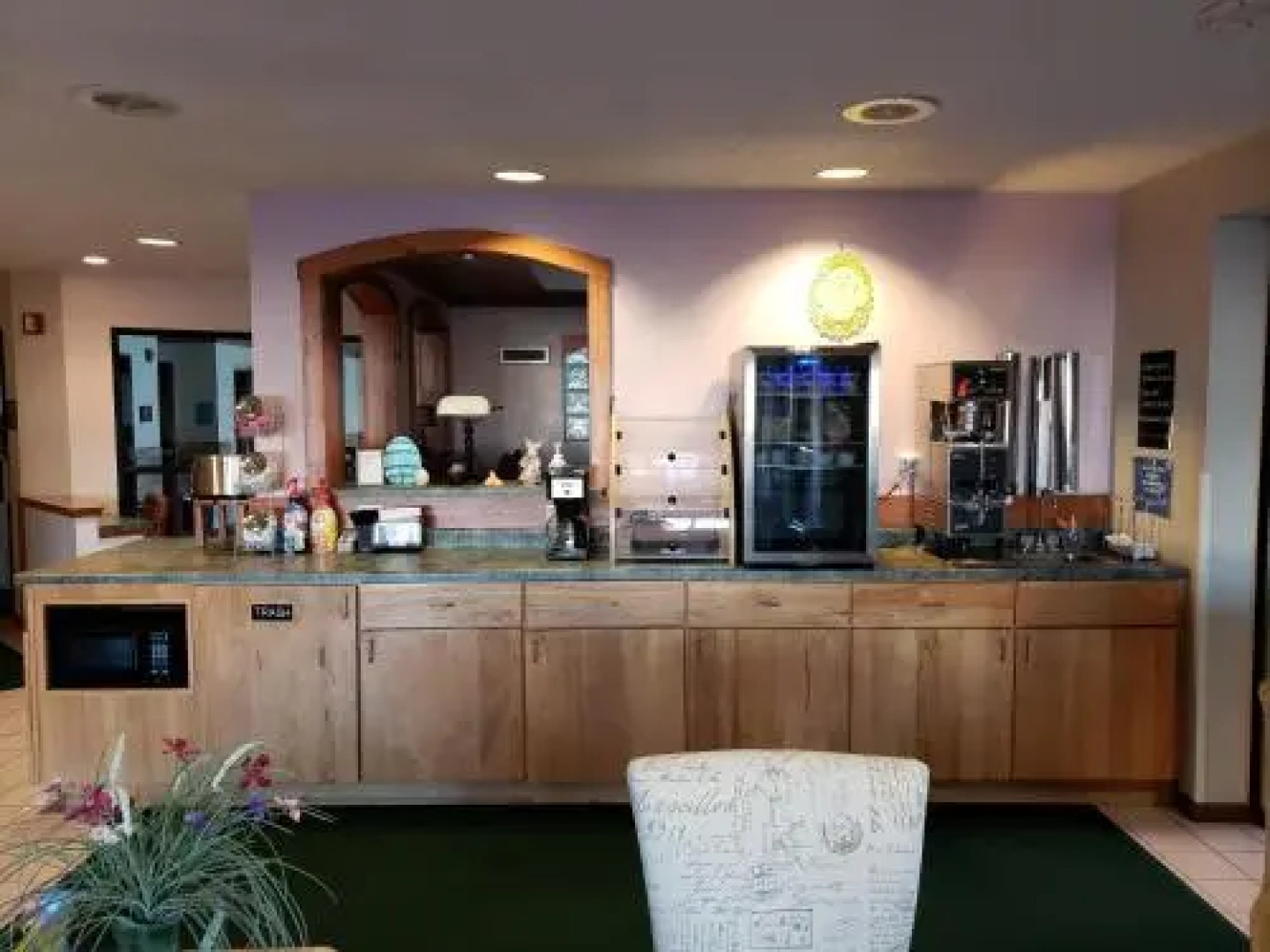 The Center Lodge and Jacuzzi Suites