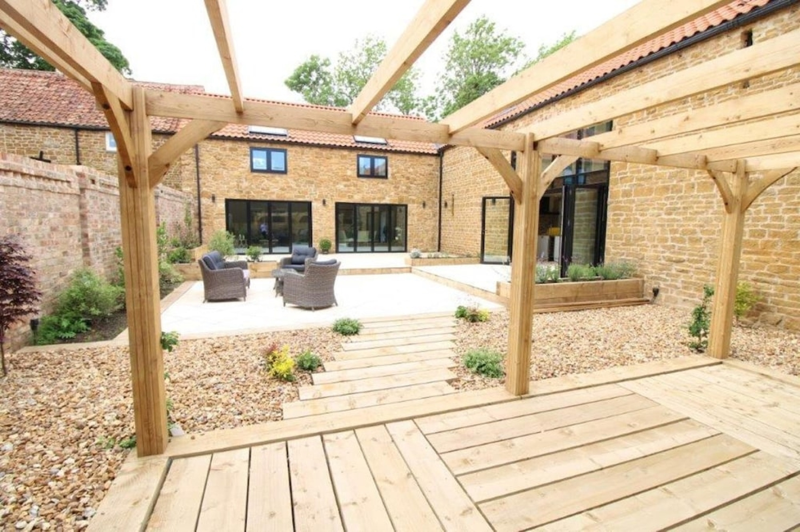 Stunning Barn Sleeps 10 With Hot Tub nr Melton
