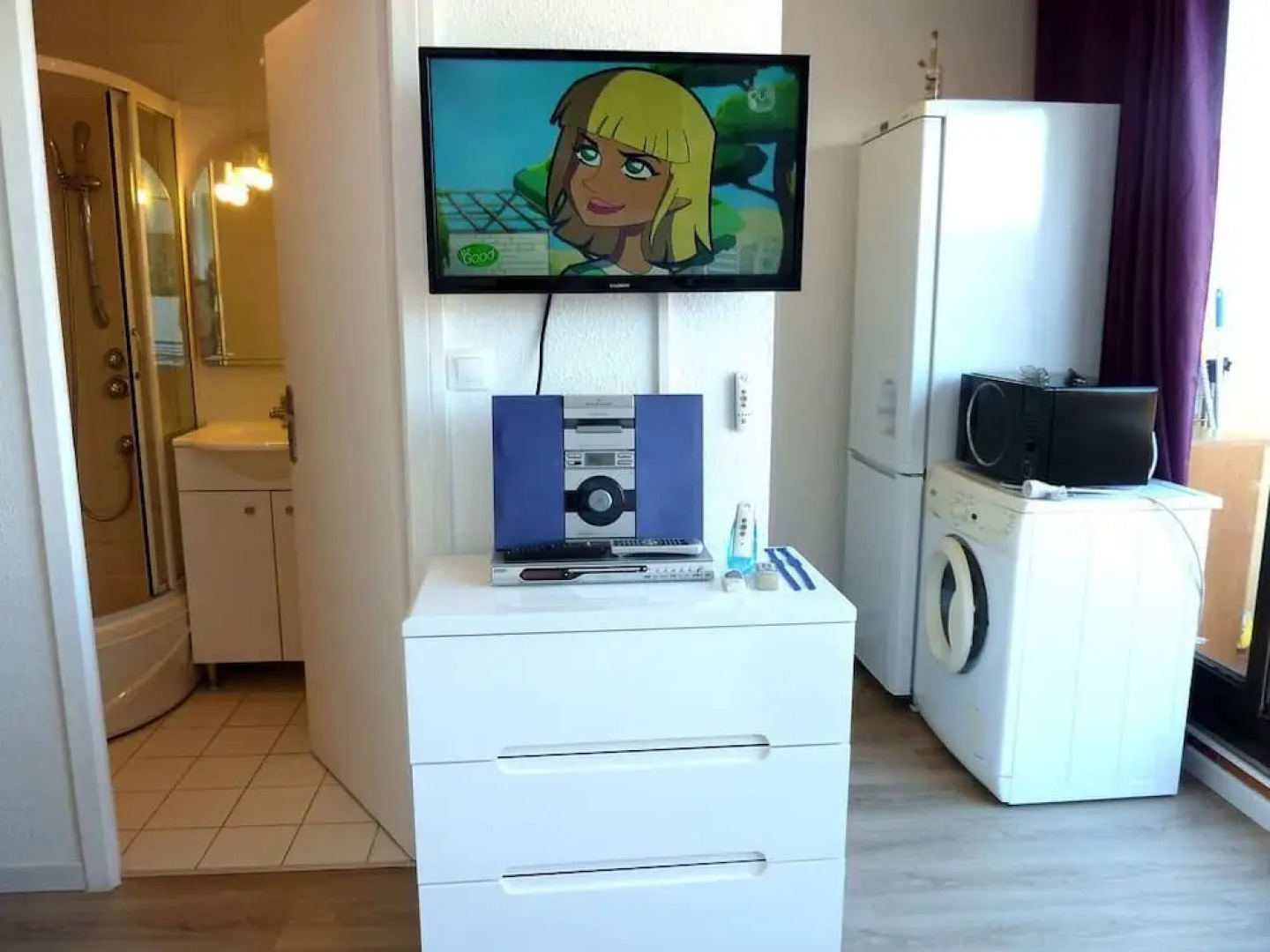 Magnifique T2 piscine mer wifi clim parking