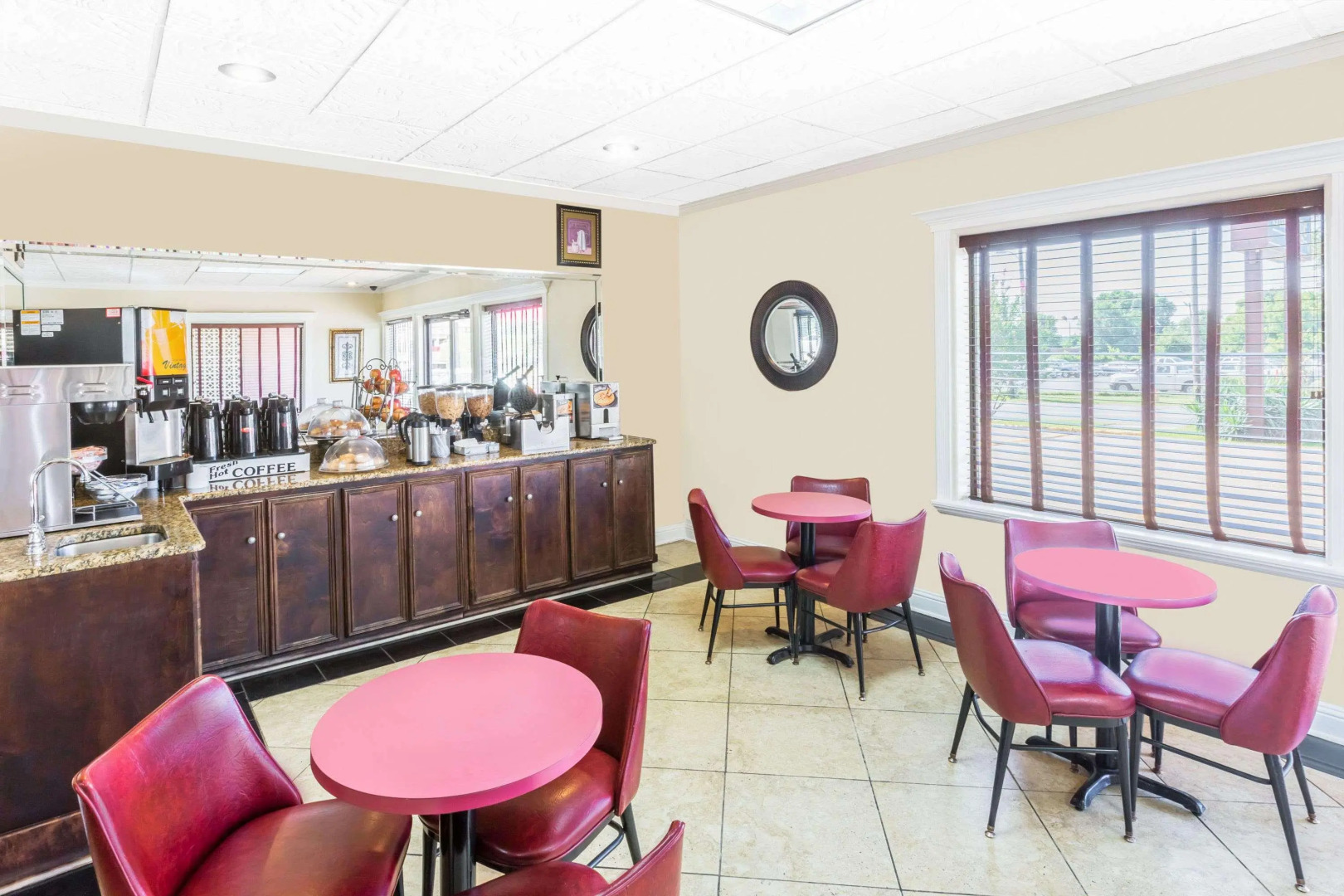 Travelodge by Wyndham Shreveport LA