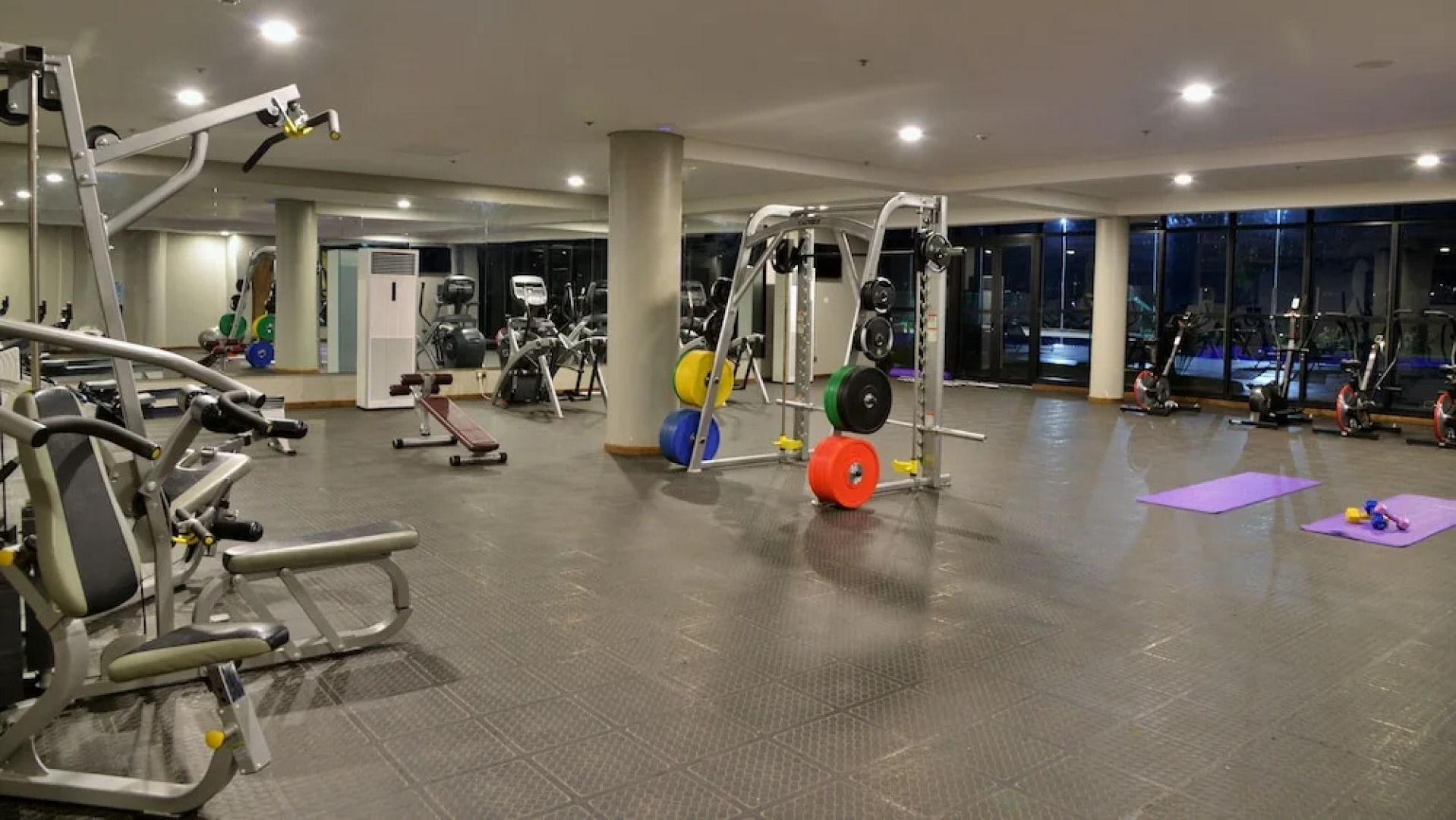 Mantis EPIC Hotel & Suites