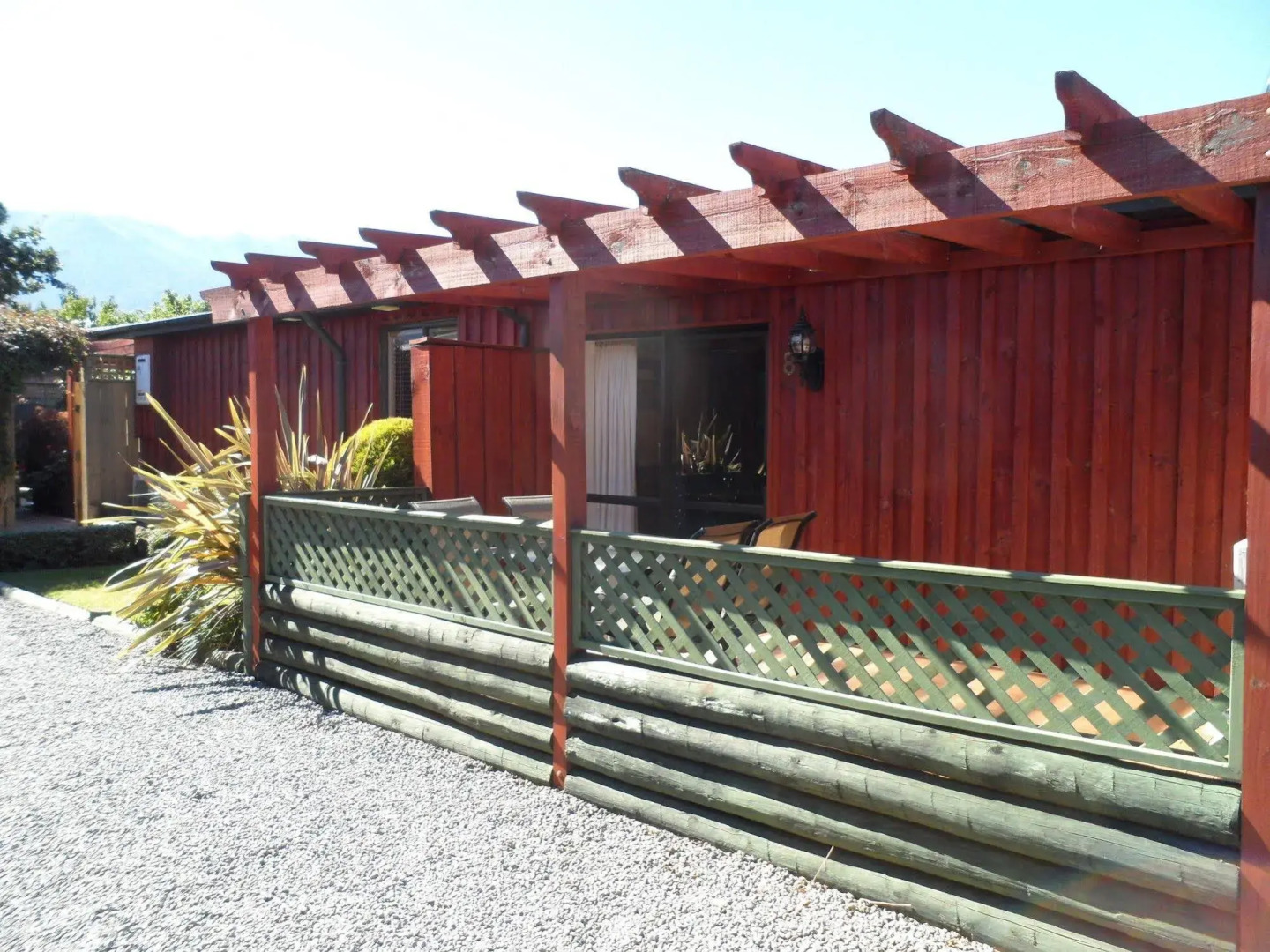 Alpine Springs Motel