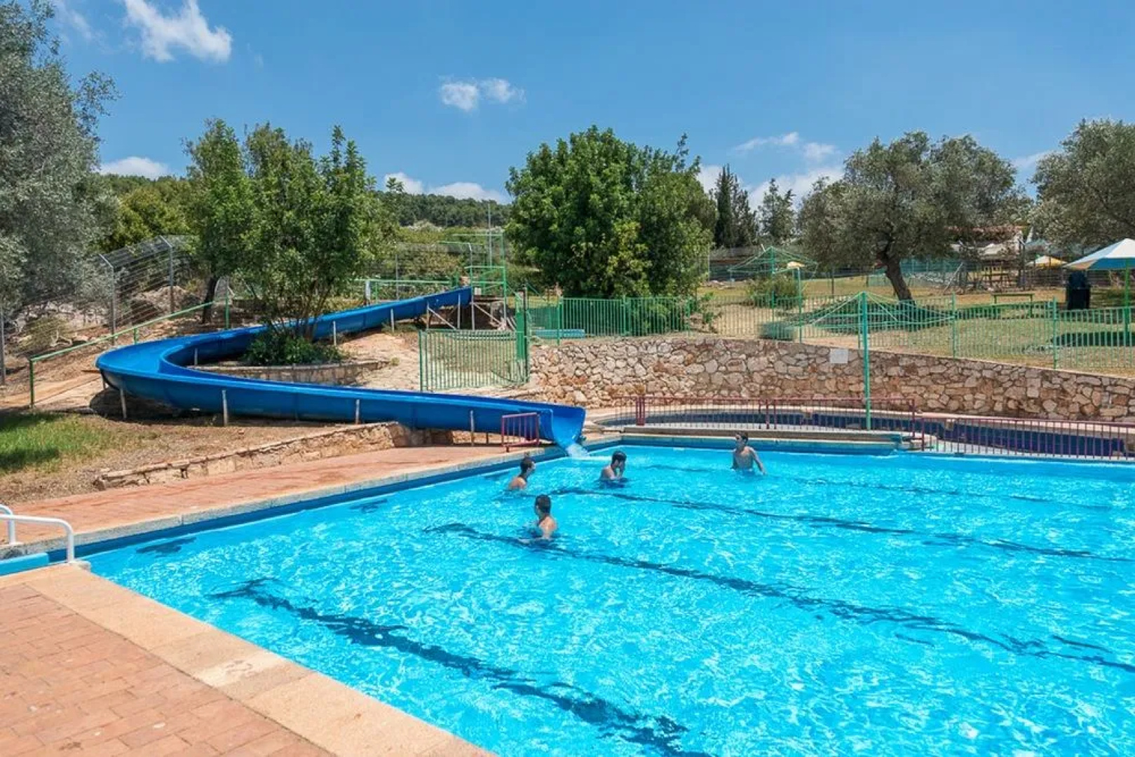 Farod Country Inn