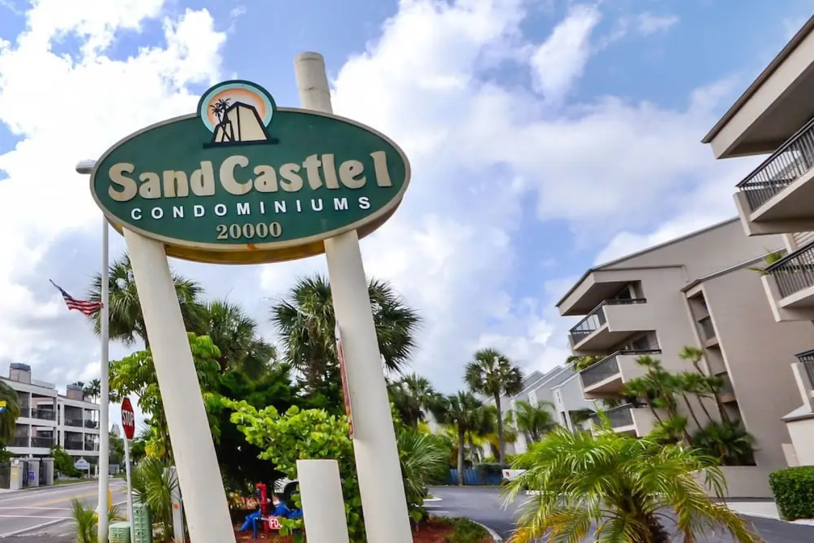 Sand Castle I 301 by Vtrips