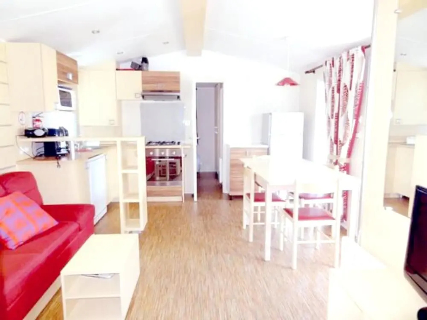 Property With 3 Bedrooms in Gastes, With Pool Access and Furnished Ter