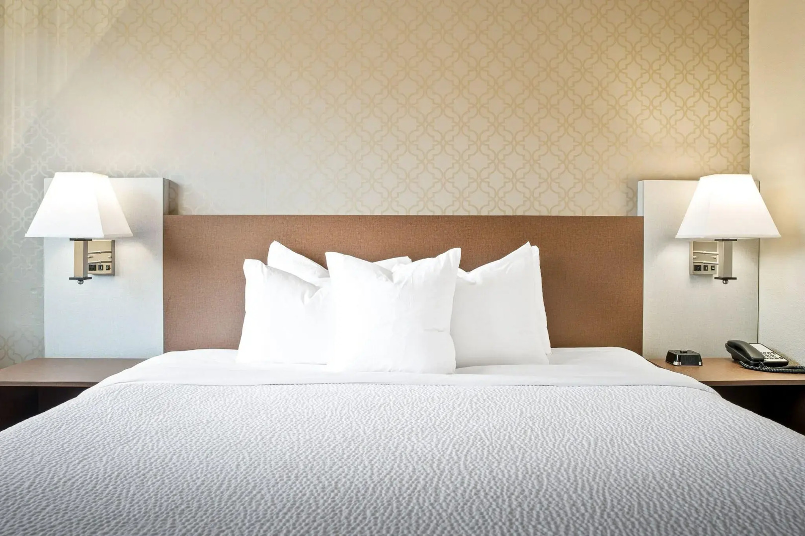 English Inn of Charlottesville