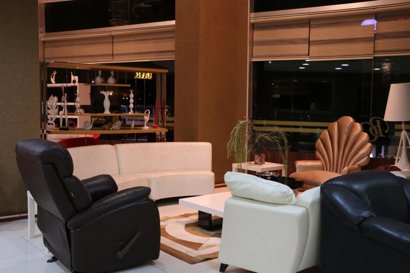 Business Grand Hotel