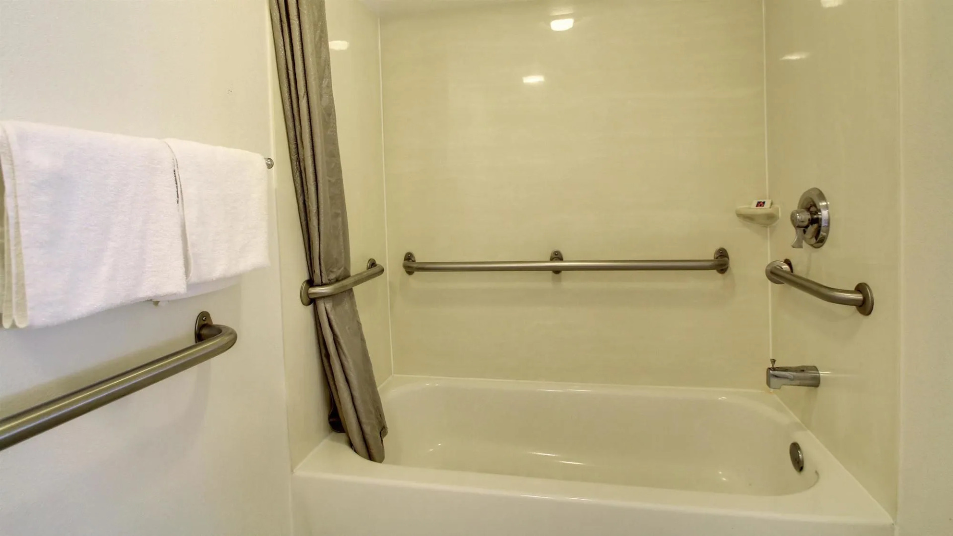 Motel 6 Cedar Rapids, IA