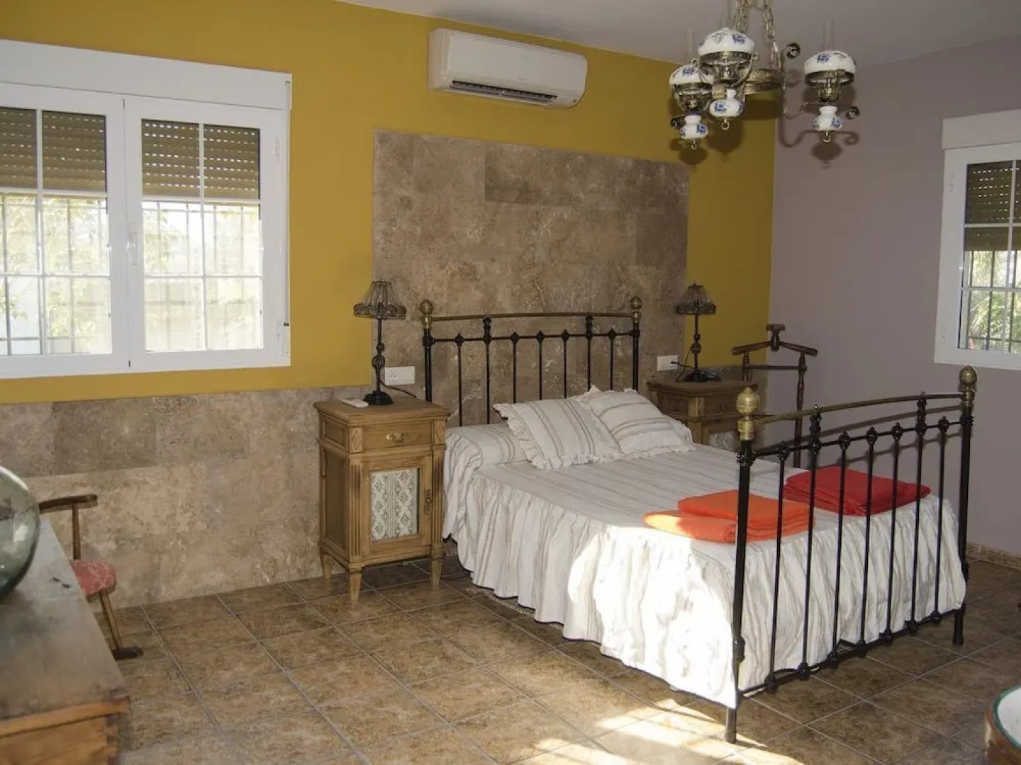 Special Village in Cantoria