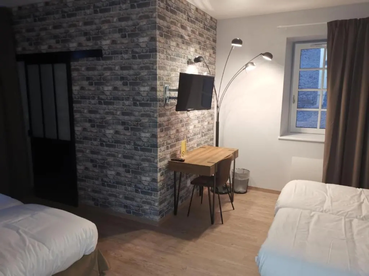 Le Relais Du Chapeau Rouge